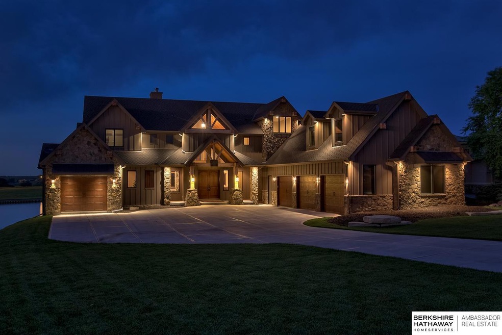 Grand Curb Appeal