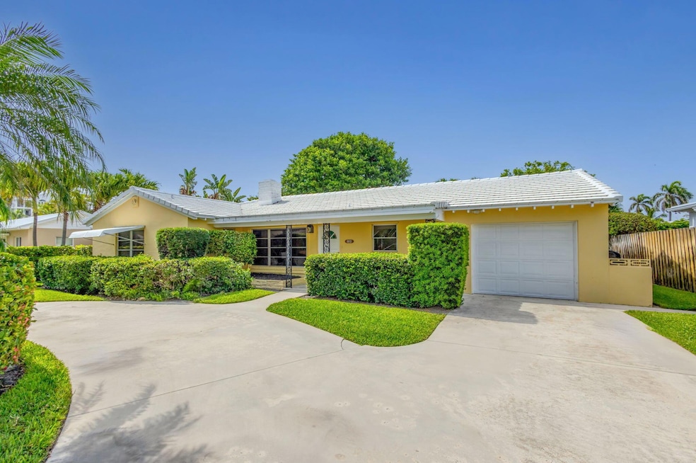 124 Sandal Ln, Riviera Beach, FL 33404 - photo 1