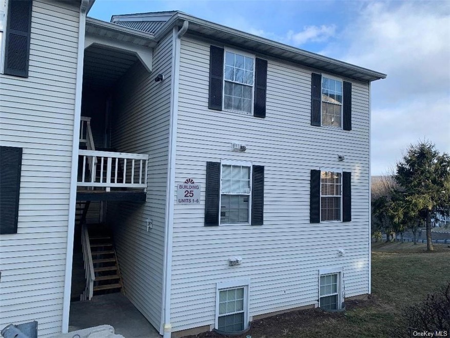 25 Lexington Hill unit 5, Harriman, NY 10926 - photo 1