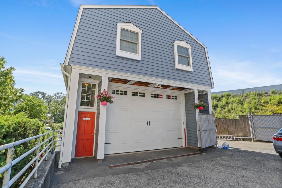 107 Saugatuck Ave unit A, Westport, CT 06880 - photo 1