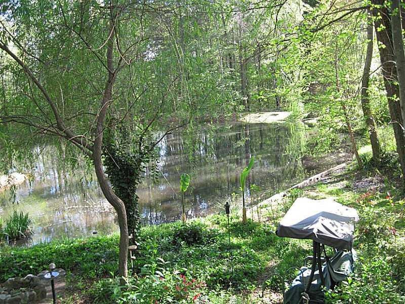 4129 Brasher Dr NE, Marietta, GA 30066 - photo 1