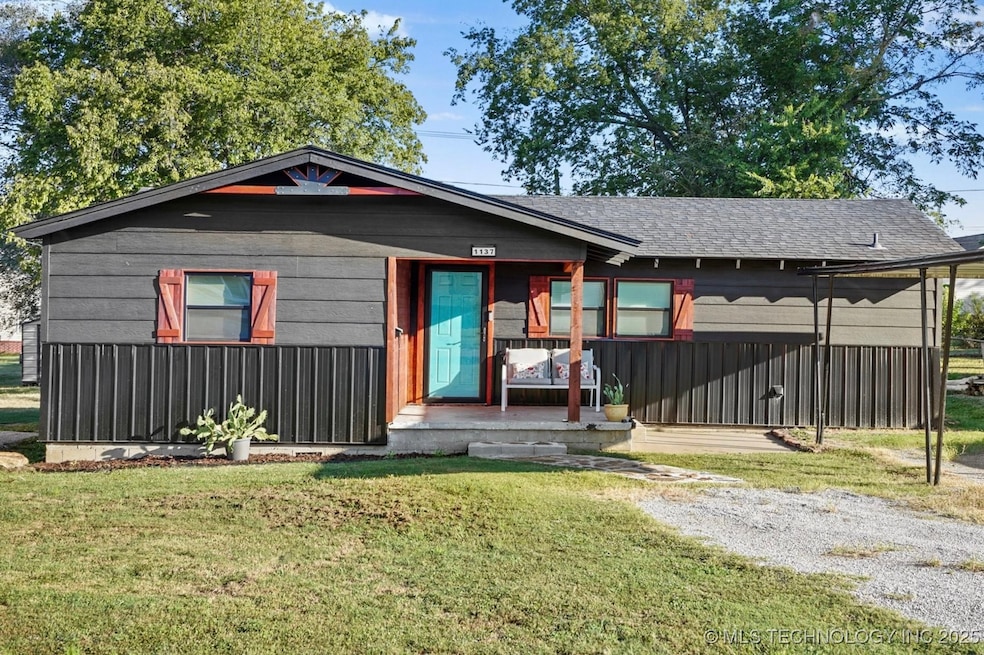 1137 E Perkins Ave, Sapulpa, OK 74066 - photo 1