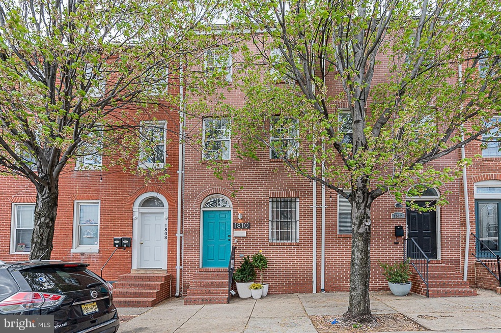 1810 E Pratt St, Baltimore, MD 21231 - photo 1