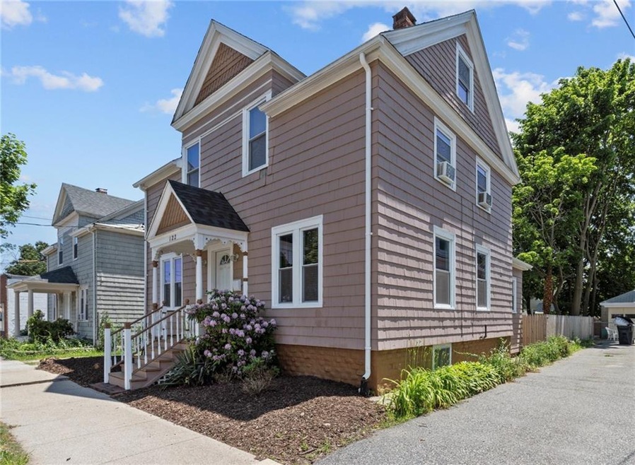 122 Roger Williams Ave, Providence, RI 02907 - photo 1