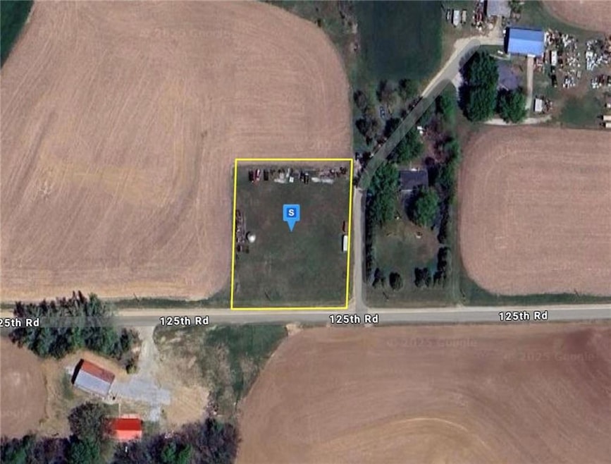 1428 125th Rd, Wayne Township, KS 66087 - photo 1