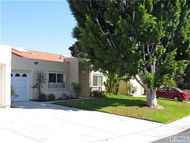 5512 Paseo Del Lago W unit B, Laguna Woods, CA 92637 - photo 1