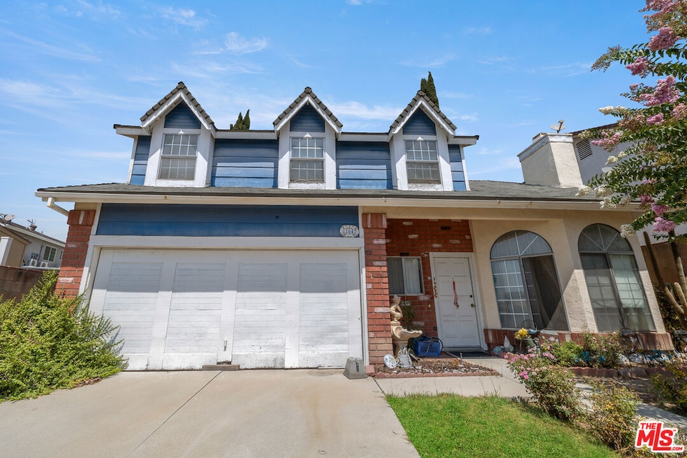 11647 Remington St, Sylmar, CA 91342 - photo 1