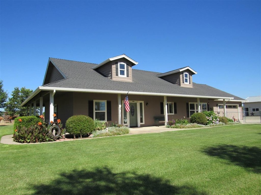 24777 N Fuhrman Rd, Acampo, CA 95220 - photo 1