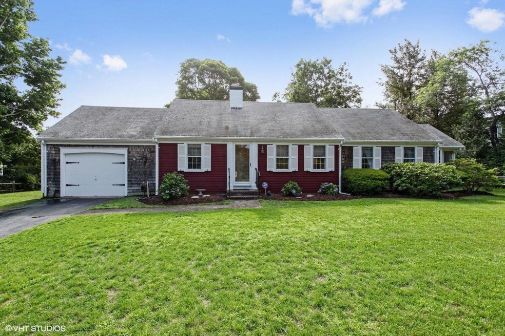 23 Mariners Ln, Yarmouth Port, MA 02675 - photo 1