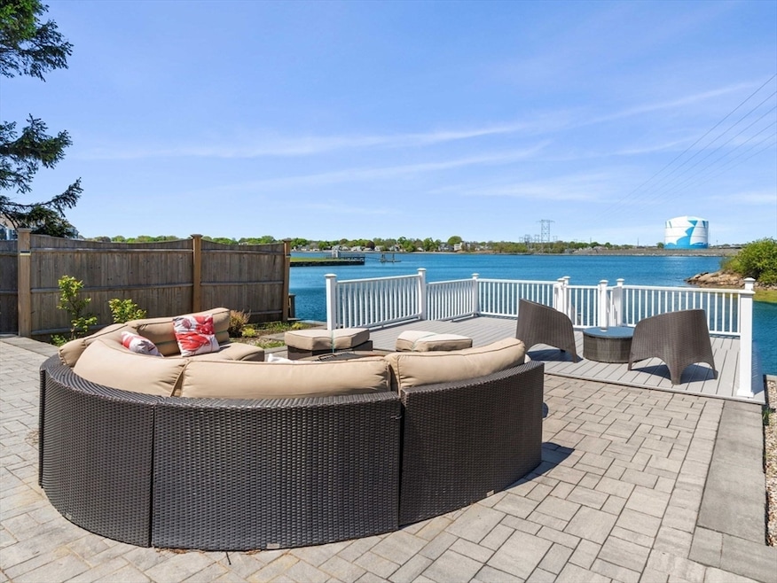 59 Memorial Dr, Salem, MA 01970 - photo 1