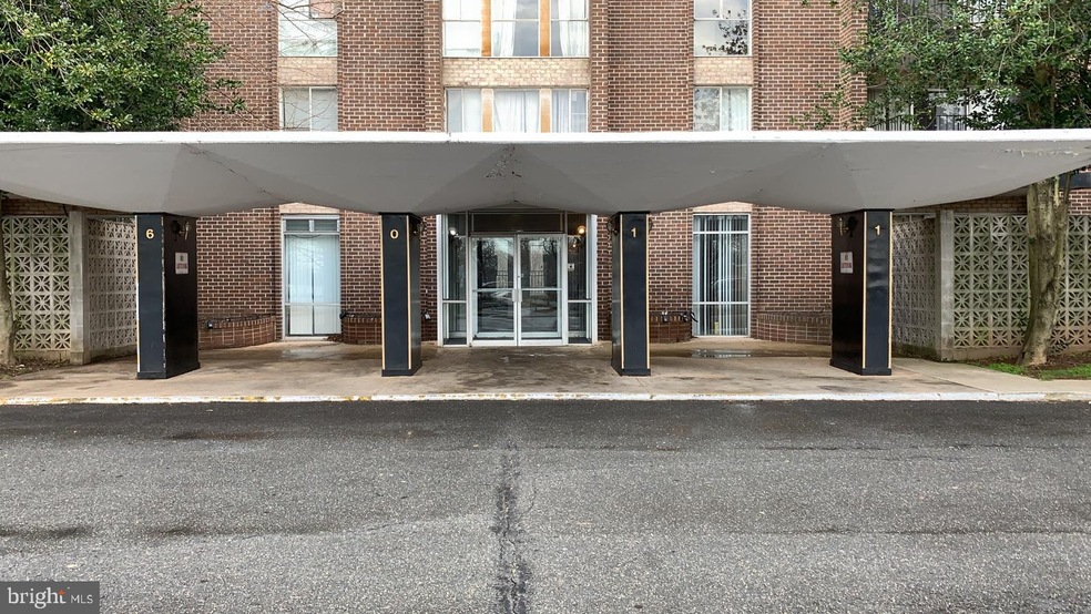 6011 Emerson St unit 416, Bladensburg, MD 20710 - photo 1