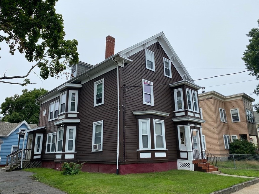 48 Whiting St unit 1, Lynn, MA 01902 - photo 1