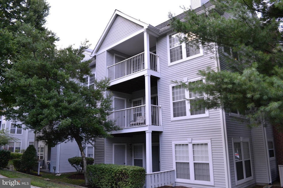 4401 Silverbrook Ln, Owings Mills, MD 21117 - photo 1