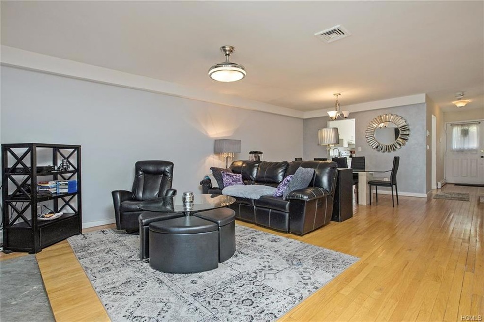 128 Brush Hollow Crescent, Rye Brook, NY 10573 - photo 1