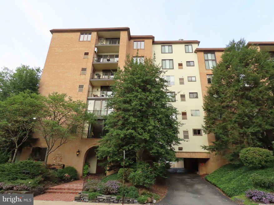 Pending $300,000 • Co-Listing Agent