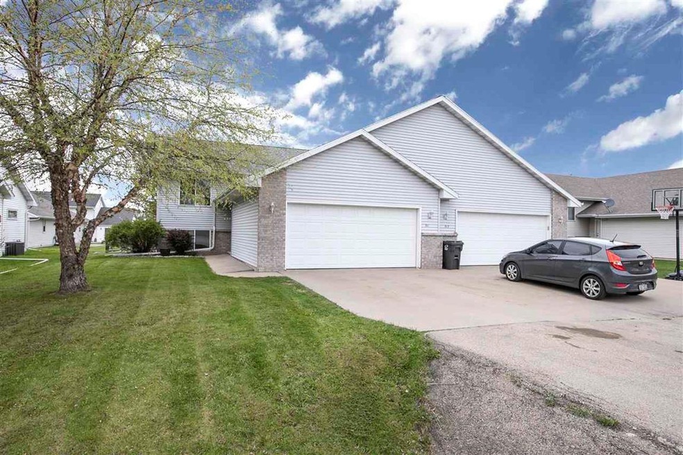 N311 Pinecrest Blvd, Appleton, WI 54915 - photo 1