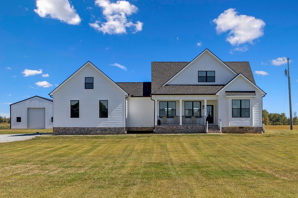 Under Contract $600,000