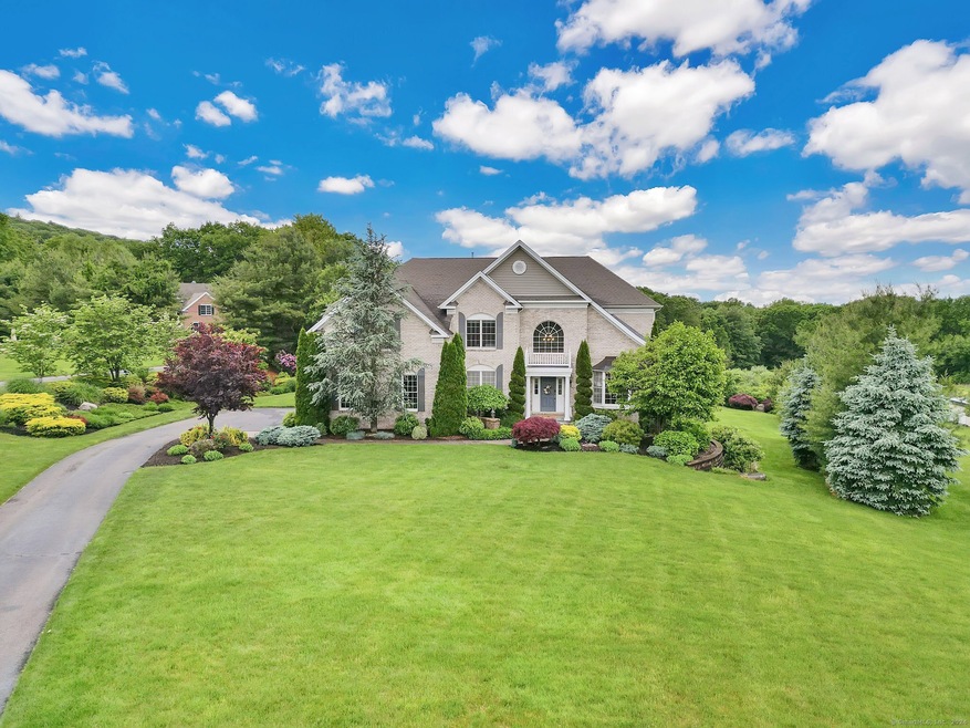 Welcome to 33 Shelburne Way!