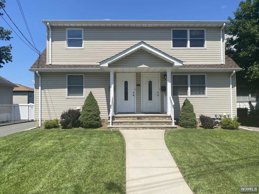 21 Stuyvesant Ave, Lyndhurst, NJ 07071 - photo 1