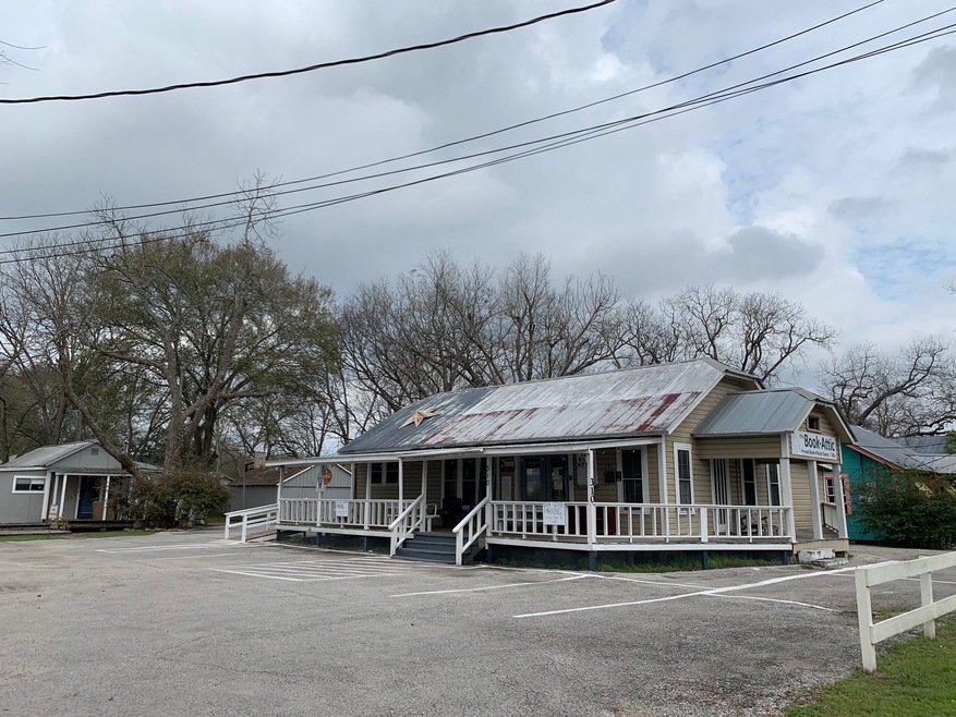 310 E Main St, Tomball, TX 77375 - photo 1