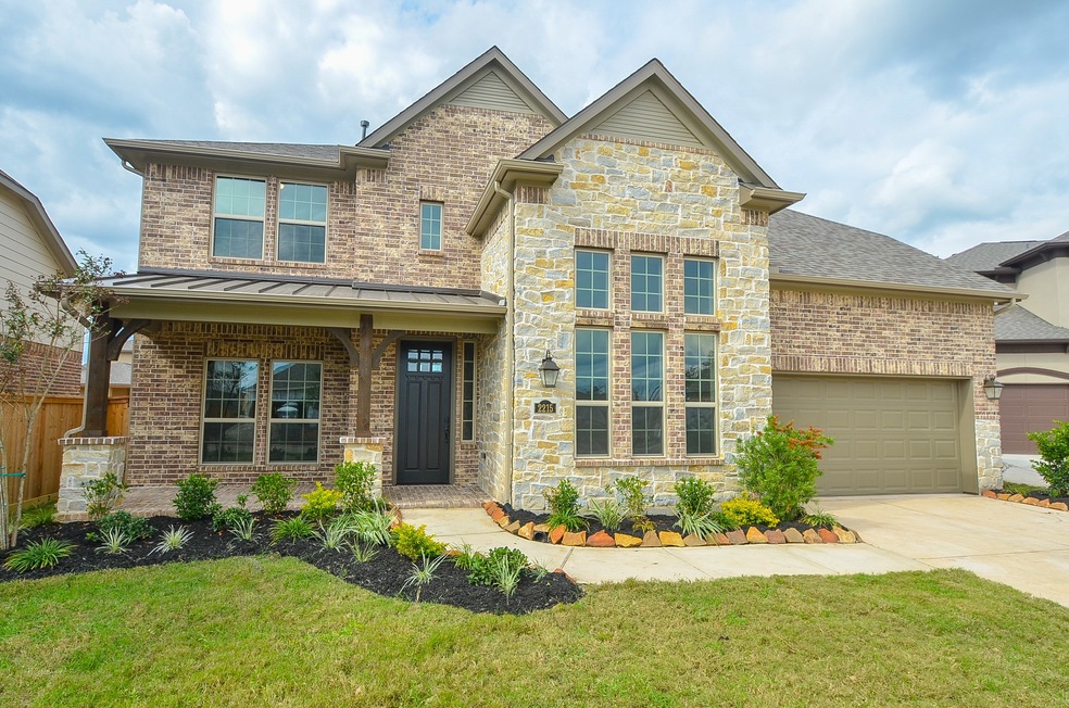 2215 Captain Davis Dr, Richmond, TX 77469 - photo 1