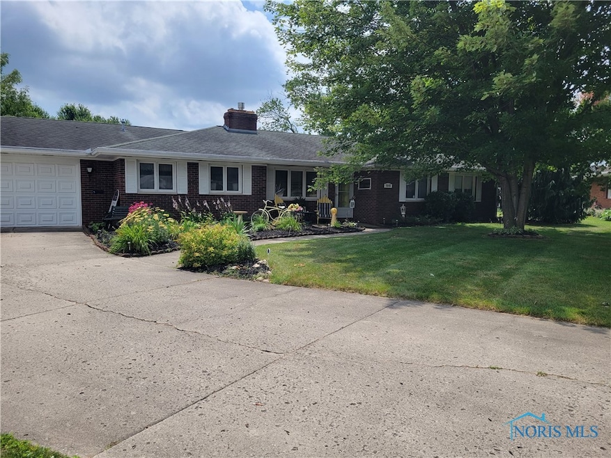 1545 Marcelle Ave, Findlay, OH 45840 - photo 1