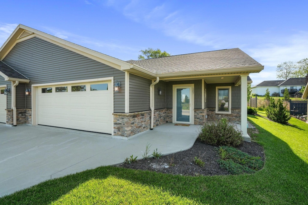 107 Willows End