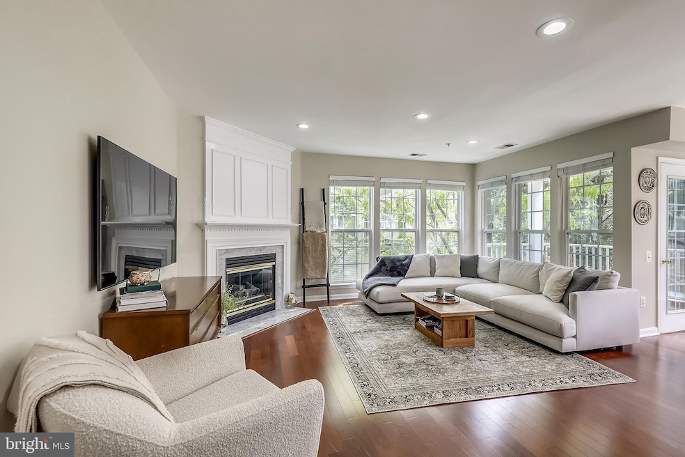 11226 Edson Park Place unit 22, Rockville, MD 20852 - photo 1