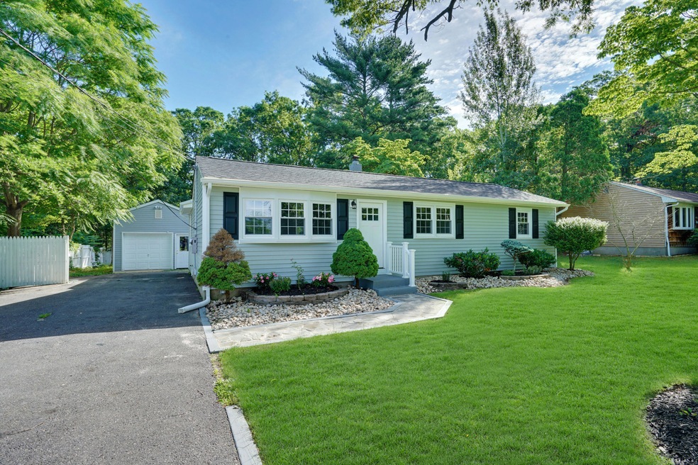 442 Irving Place, Toms River, NJ 08755 - photo 1