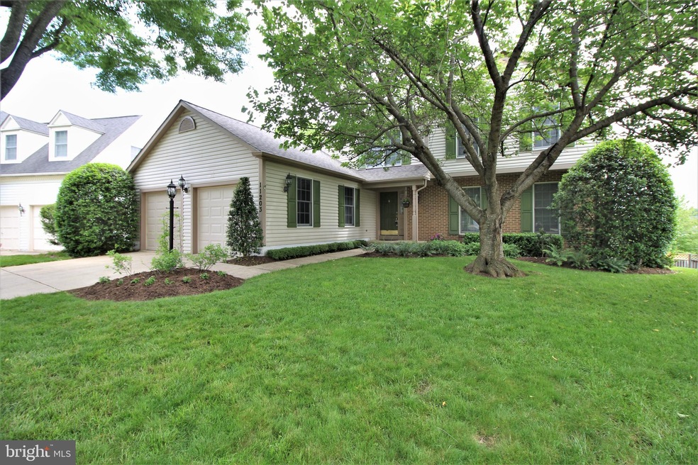 11203 Minstrel Tune Dr, Germantown, MD 20876 - photo 1