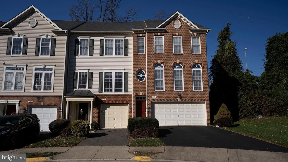 12771 Heron Ridge Dr, Fairfax, VA 22030 - photo 1