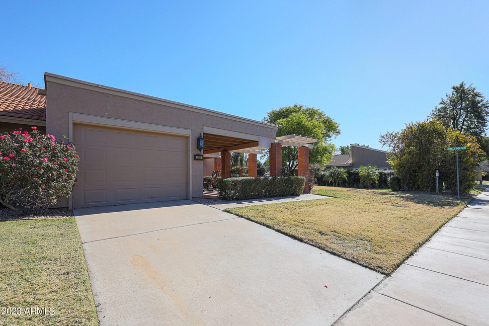 25 Leisure World unit 25, Mesa, AZ 85206 - photo 1