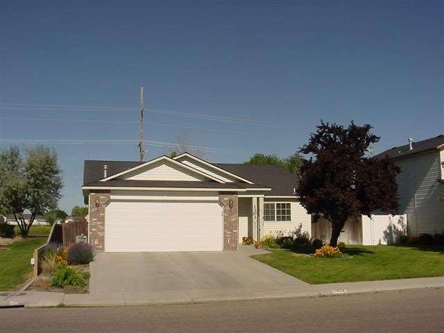 1303 S Benewah St, Nampa, ID 83686 - photo 1
