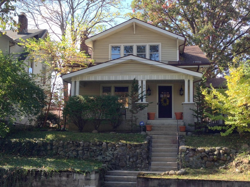 2611 Glen Echo Dr Front 2