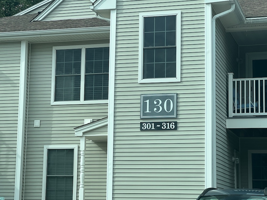 130 Meridian St unit 313, Groton, CT 06340 - photo 1