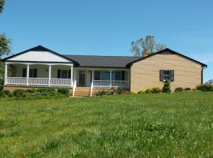 1560 Jessica Ln, Harrison, AR 72601 - photo 1