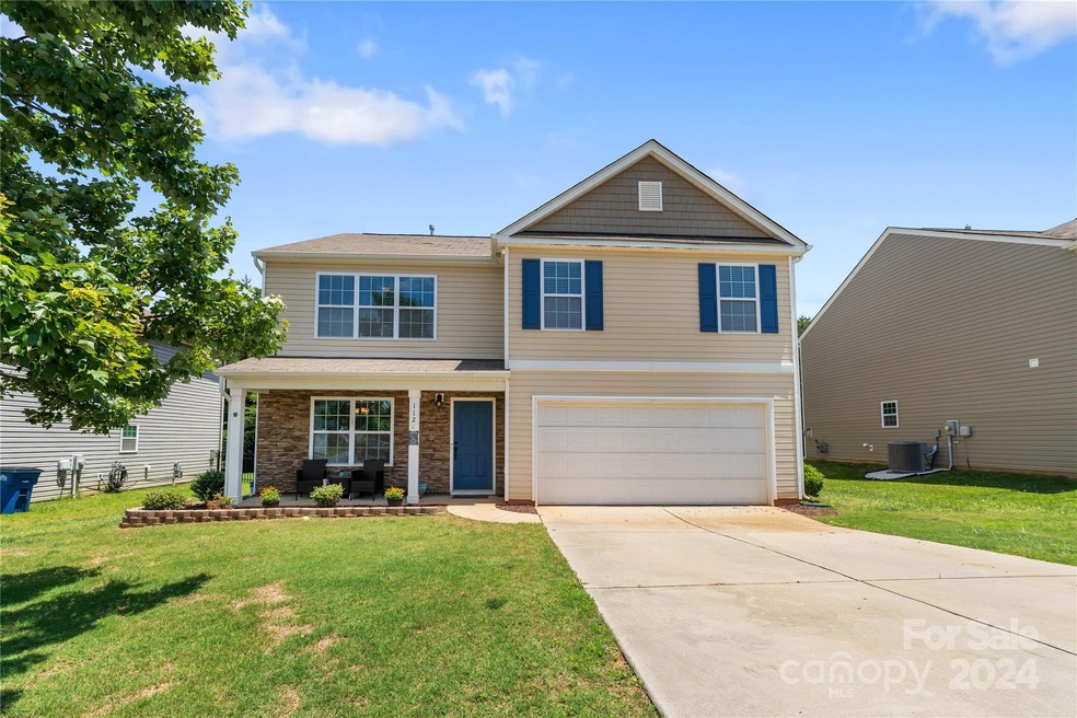 112 Harvest Pointe Dr, Statesville, NC 28677 - photo 1