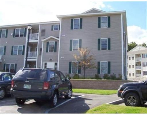 2 Crestview Cir unit 82, Londonderry, NH 03053 - photo 1