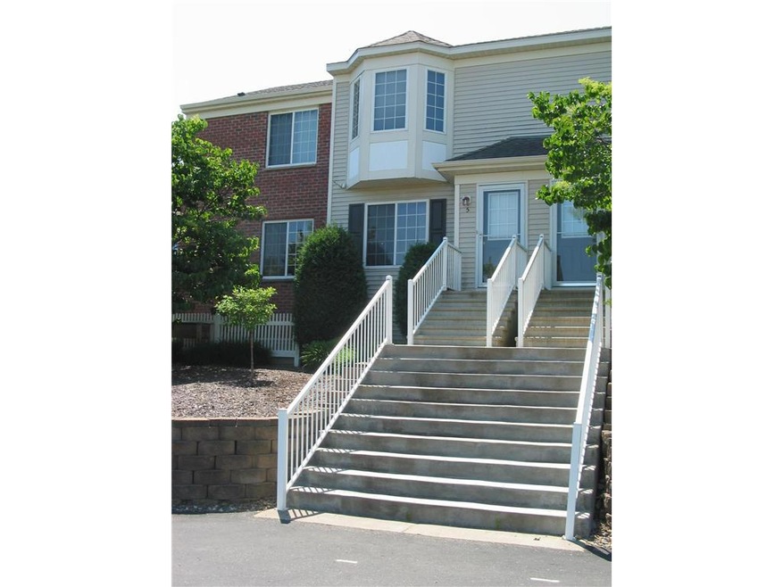 Great curb appeal!