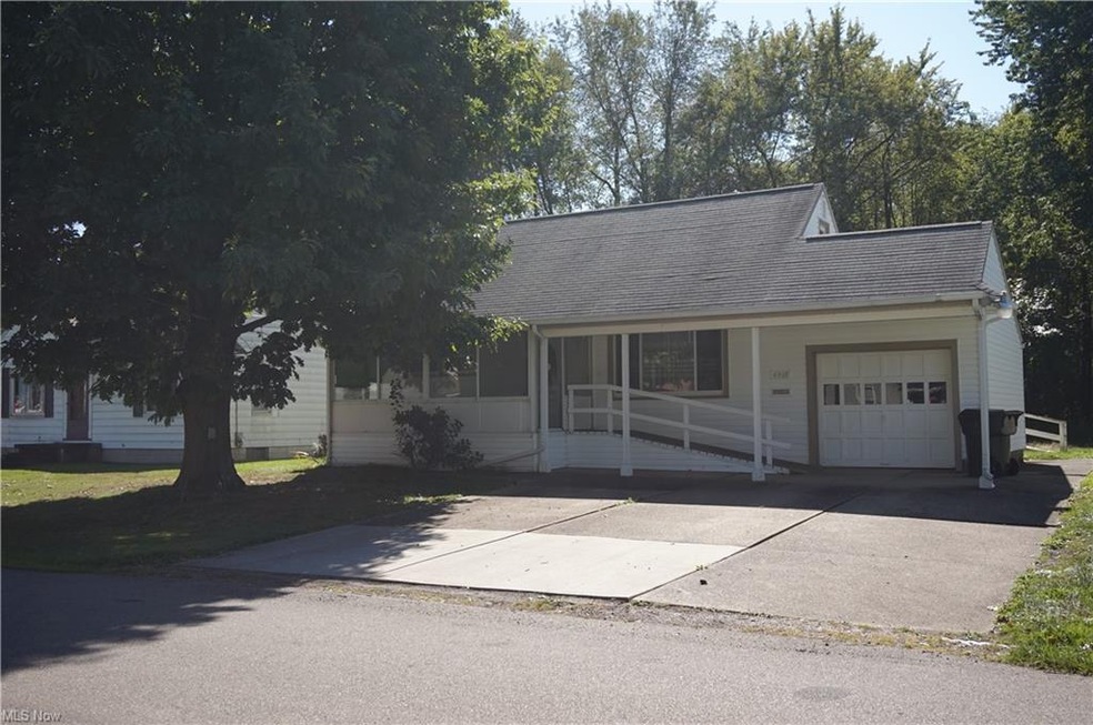 Welcome to 4908 15th St SW