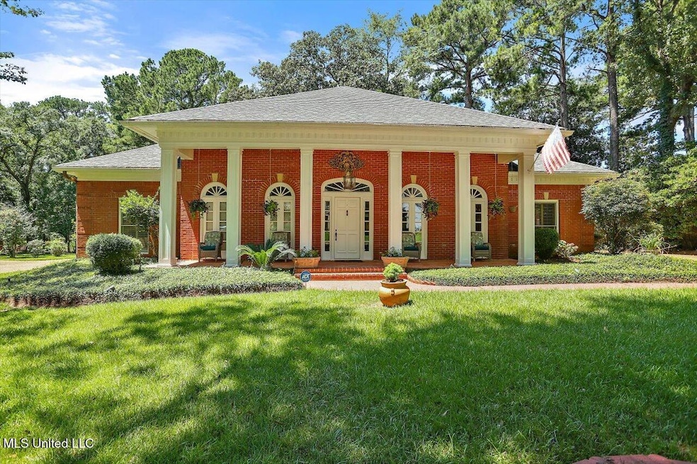 47 Avery Cir, Jackson, MS 39211 - photo 1