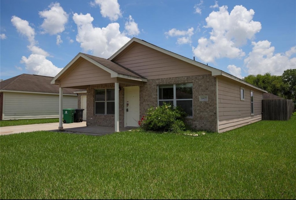 Charming 3-bedroom, 2-bath home with a spacious ya