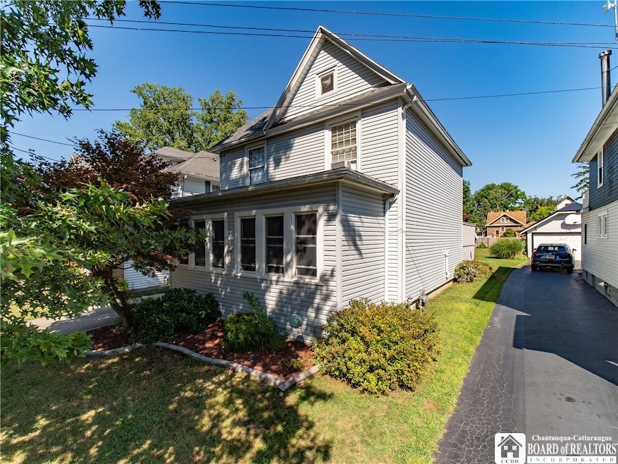 740 Deer St, Dunkirk, NY 14048 - photo 1