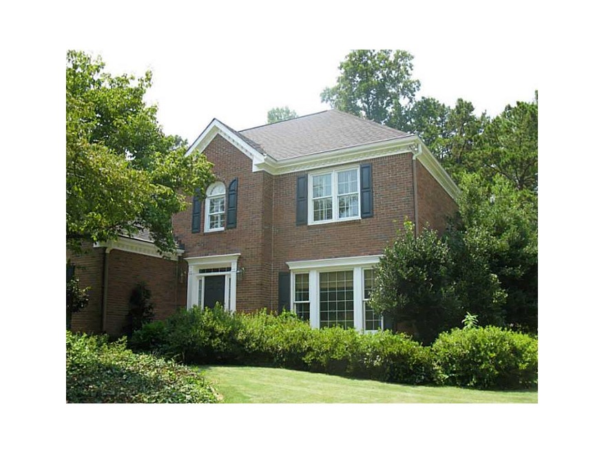 Exterior Front. Gracious Home close to Historic Ma