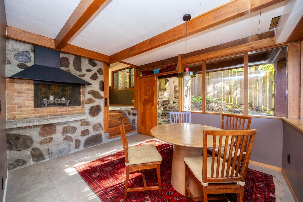 Under Contract $675,000