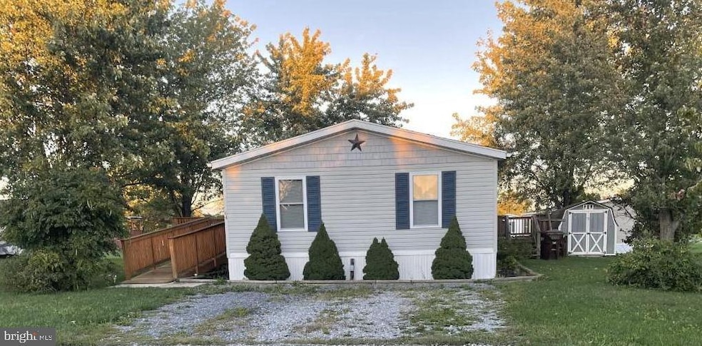 1024 Warm Spring Rd unit 64, Chambersburg, PA 17202 - photo 1