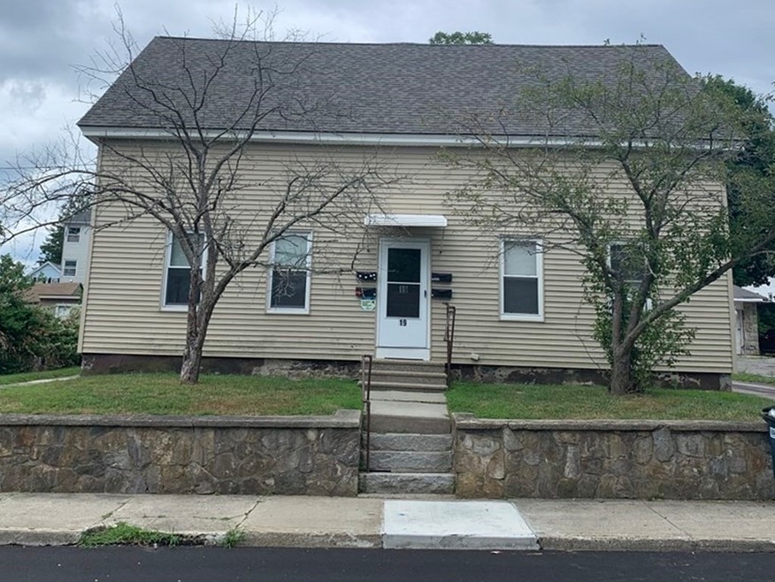 19 Whitcomb St unit 2R, Webster, MA 01570 - photo 1