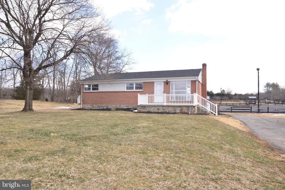 918 Wadesville Rd, Berryville, VA 22611 - photo 1