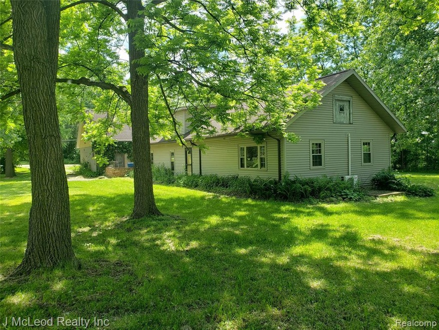 1174 Day Rd, Vassar, MI 48768 - photo 1