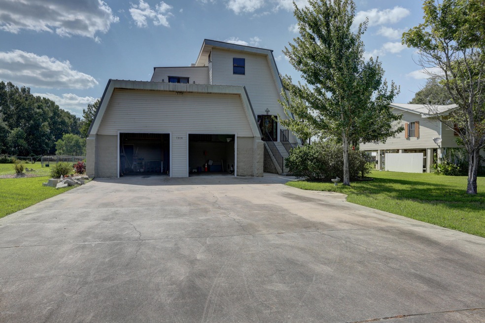 7314 Lee Station Rd, New Iberia, LA 70560 - photo 1